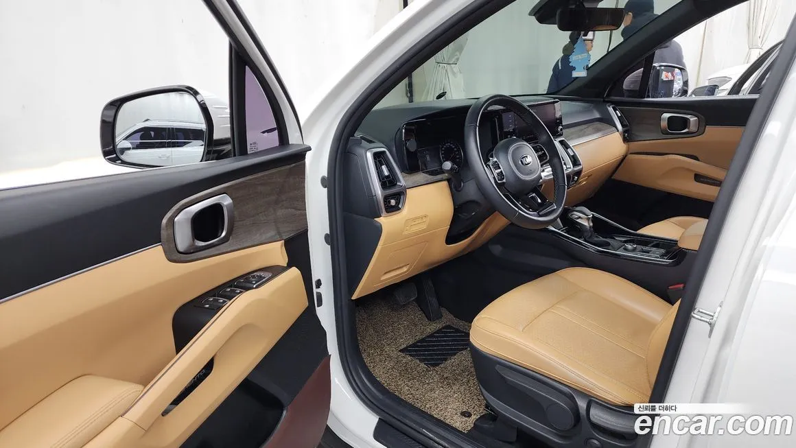 Kia Sorento — фото 10