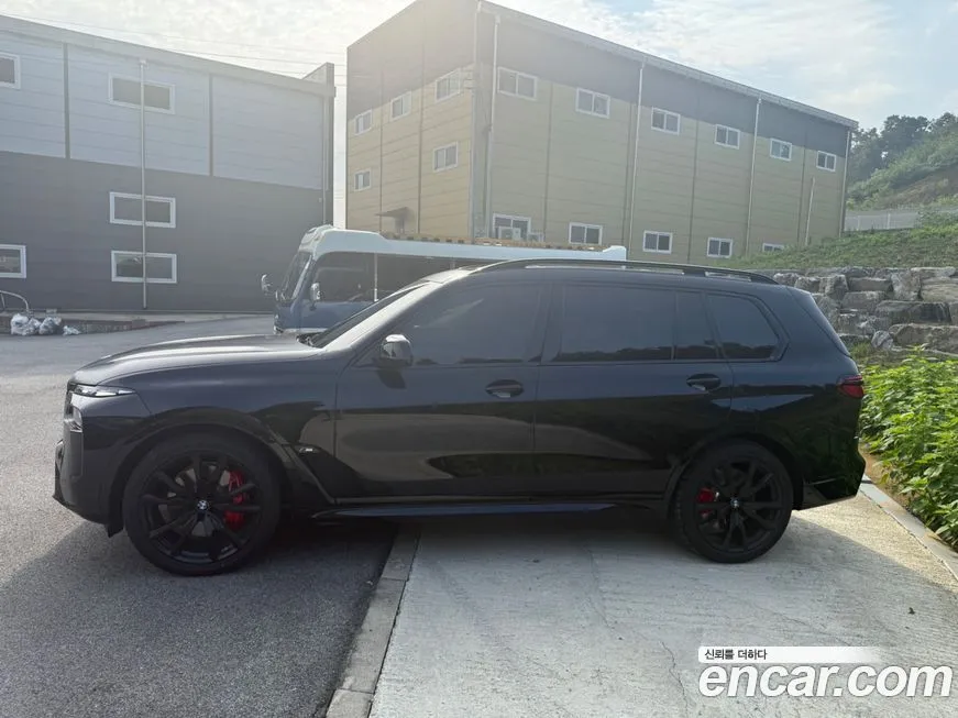 BMW X7 2025 из KR, фото 3