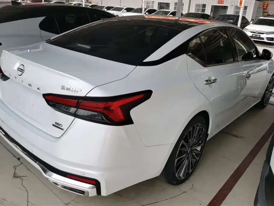 Nissan Teana 2022 из CN, фото 3
