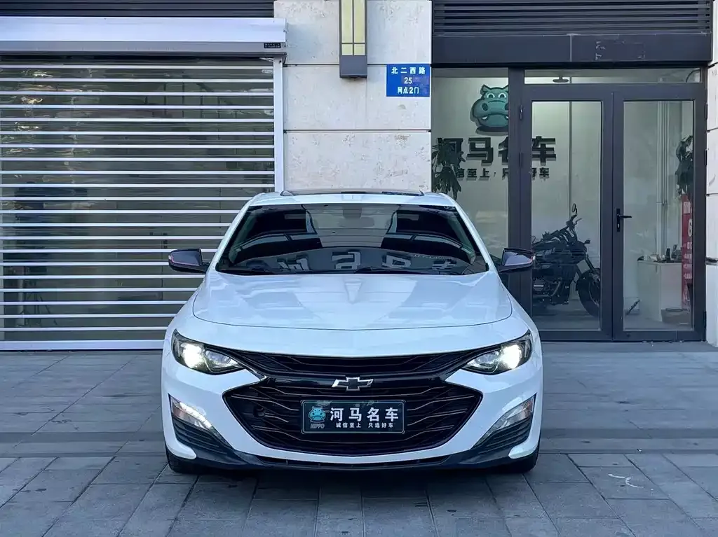Chevrolet Malibu XL 2022 из CN, фото 1