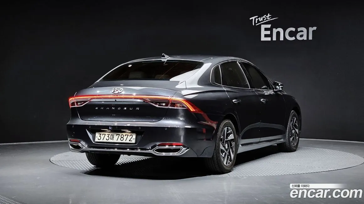 Hyundai Grandeur 2022 из KR, фото 2