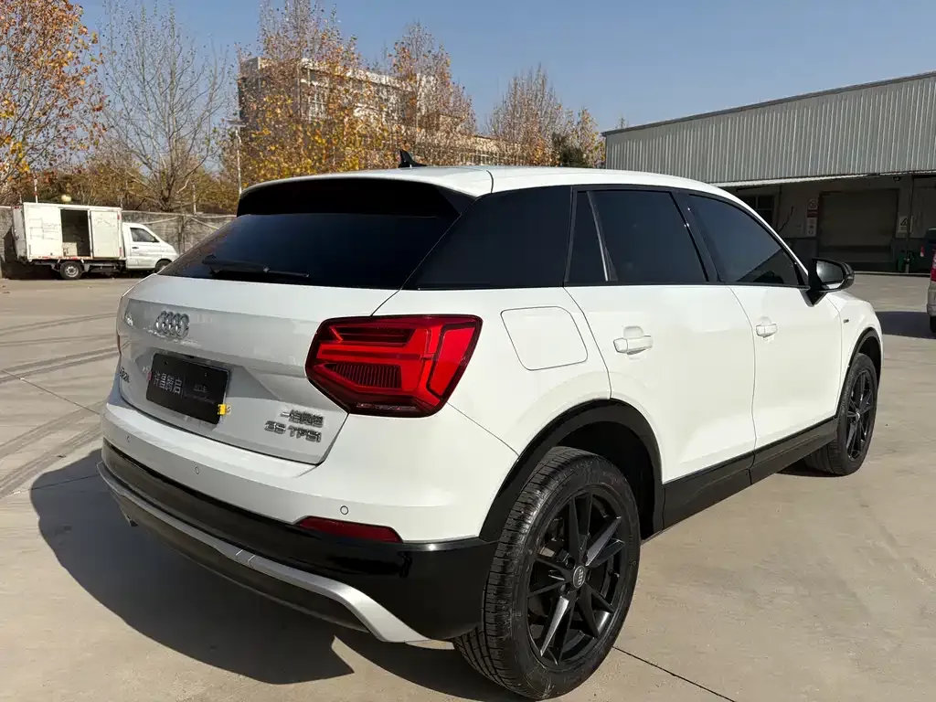 Audi Q2L 2021 из CN, фото 5