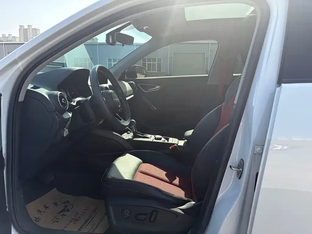 Audi Q2L 2021 из CN, фото 8
