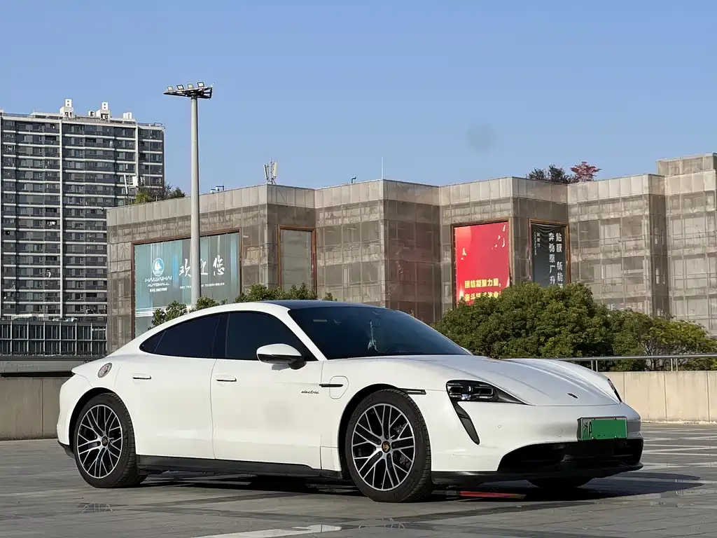 Porsche Taycan 2021 из CN, фото 3