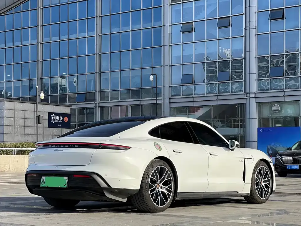 Porsche Taycan 2021 из CN, фото 6