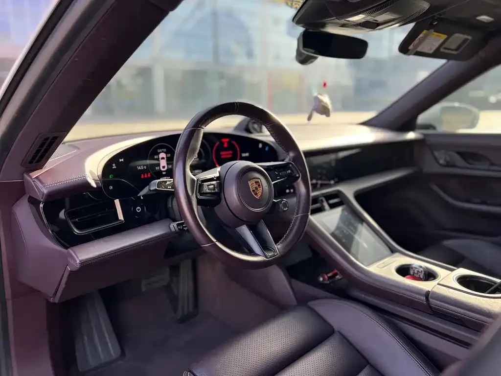 Porsche Taycan 2021 из CN, фото 7