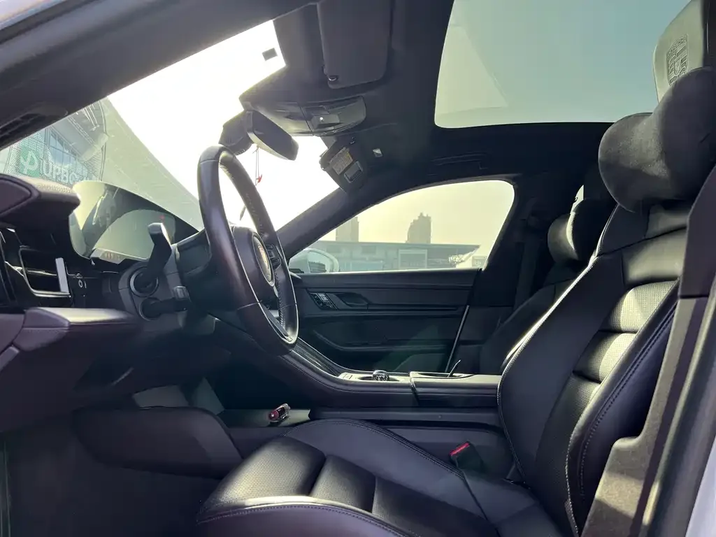 Porsche Taycan 2021 из CN, фото 8