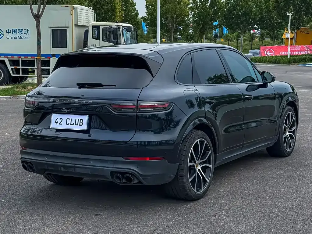 Porsche Cayenne 2023 из CN, фото 2