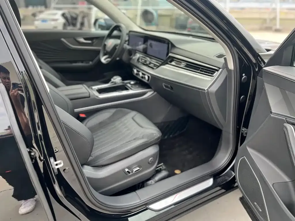 Hongqi HS5 2024 из CN, фото 9