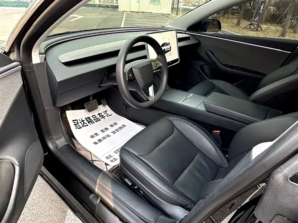 Tesla Model 3 2023 из CN, фото 4
