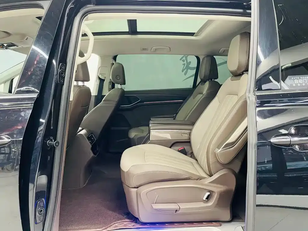 Volkswagen Viloran 2024 из CN, фото 8