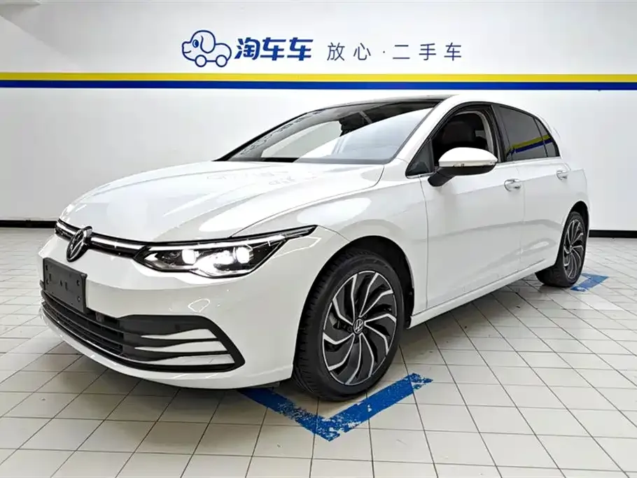 Volkswagen Golf 2022 из CN, фото 1