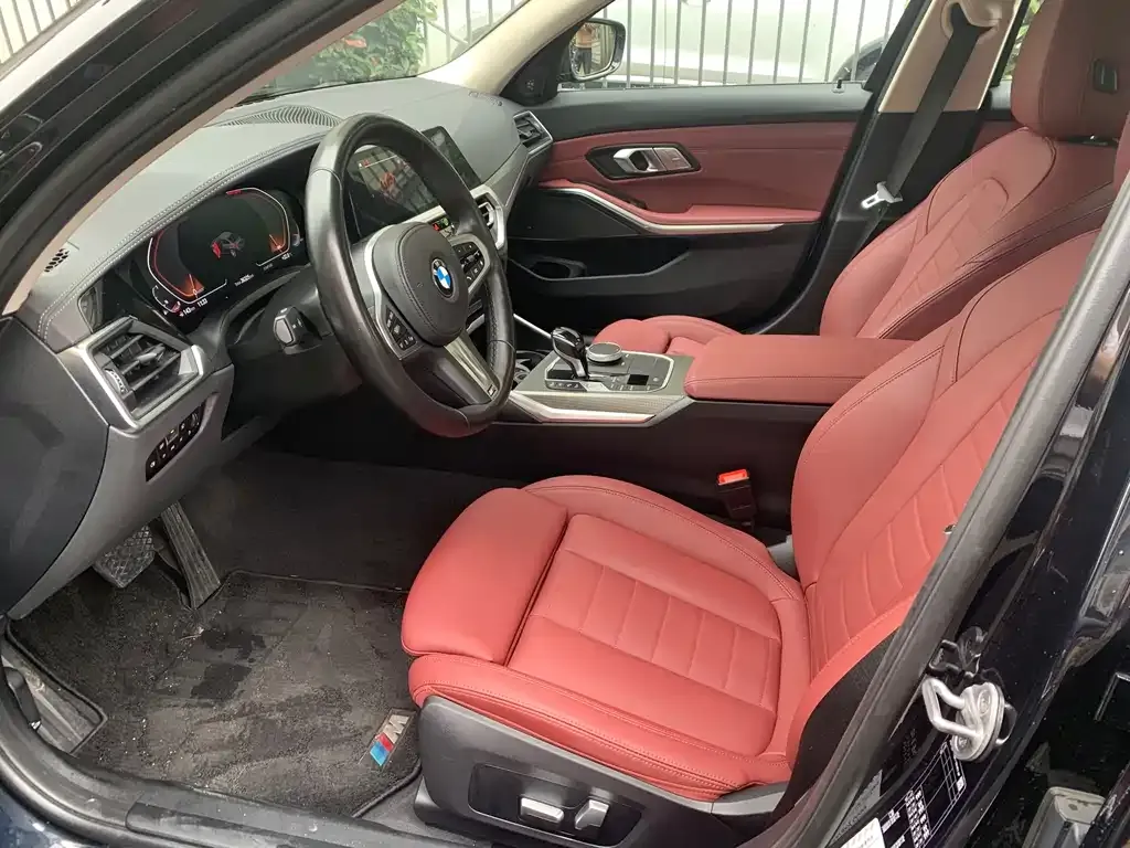 BMW 3 Series 2022 из CN, фото 5