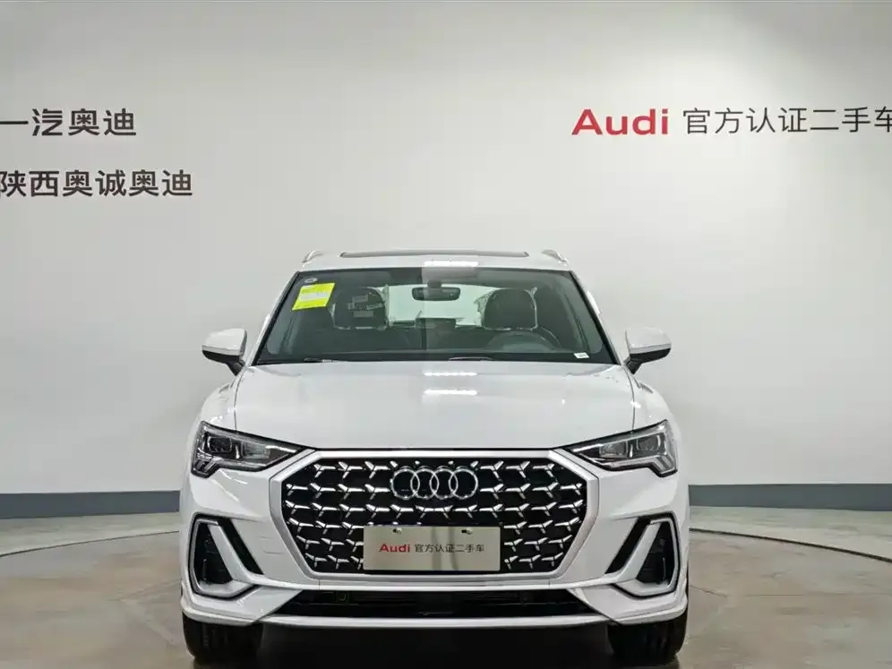 Audi Q3 2025 из CN, фото 2