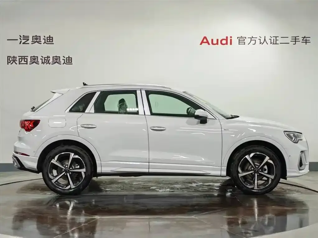Audi Q3 2025 из CN, фото 3