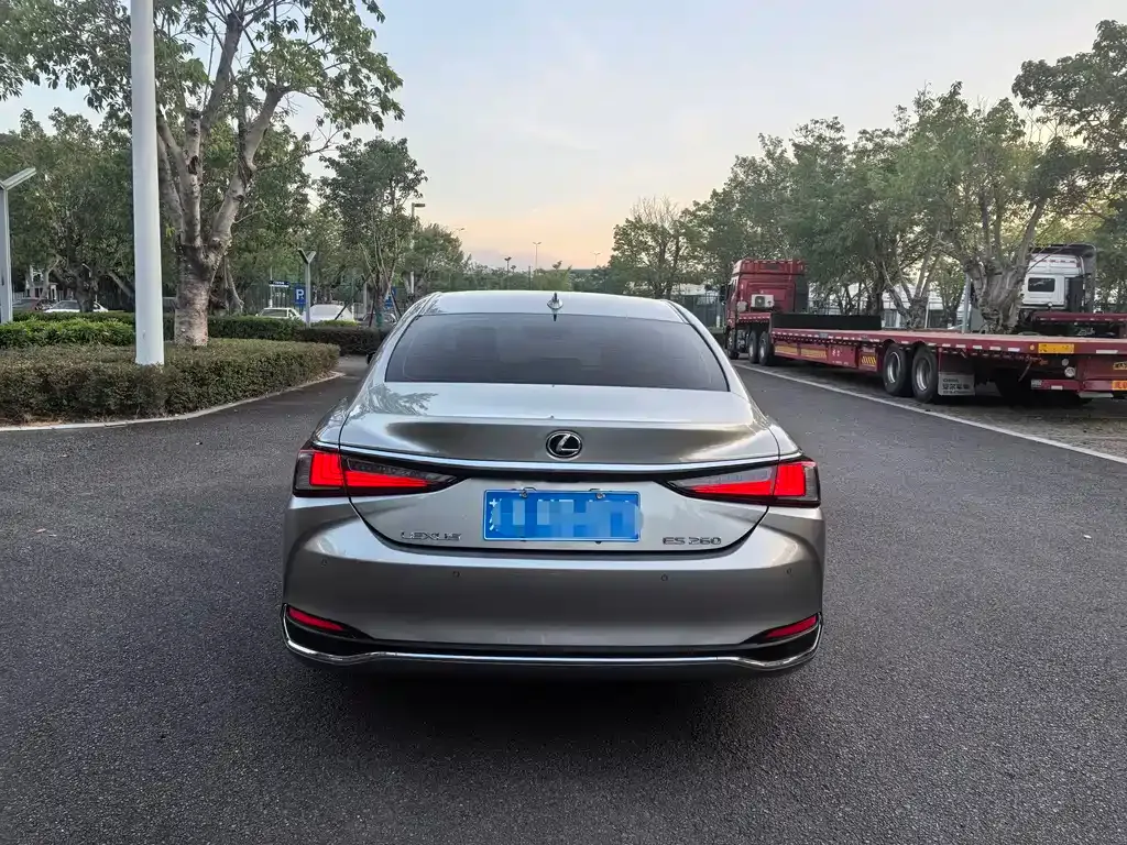 Lexus ES 2022 из CN, фото 3