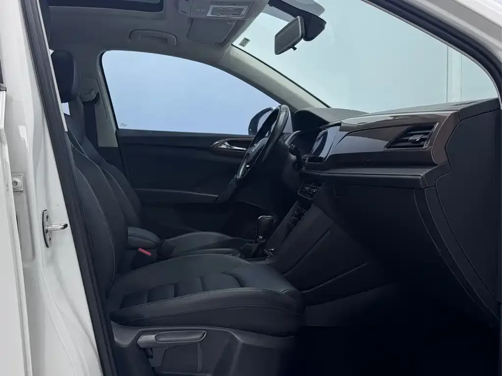 Volkswagen Tharu 2021 из CN, фото 10