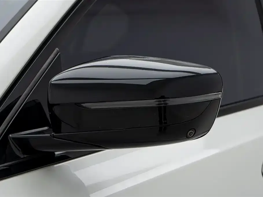 BMW 3 Series 2024 из CN, фото 10