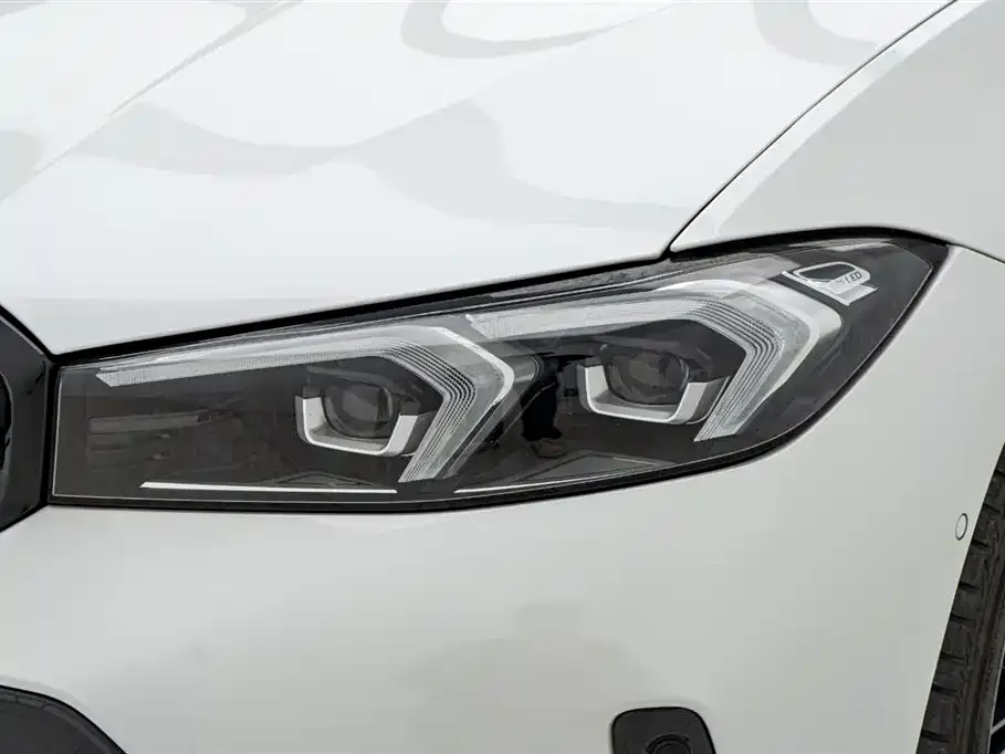 BMW 3 Series 2024 из CN, фото 9