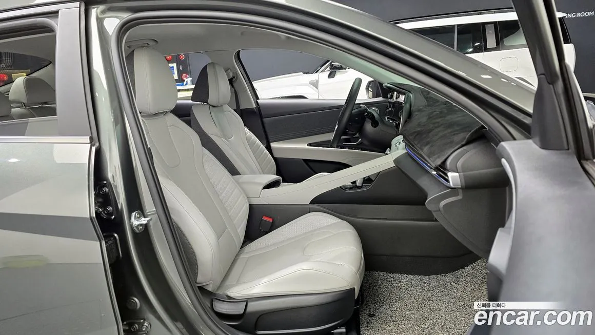 Hyundai AVANTE 2021 из KR, фото 10
