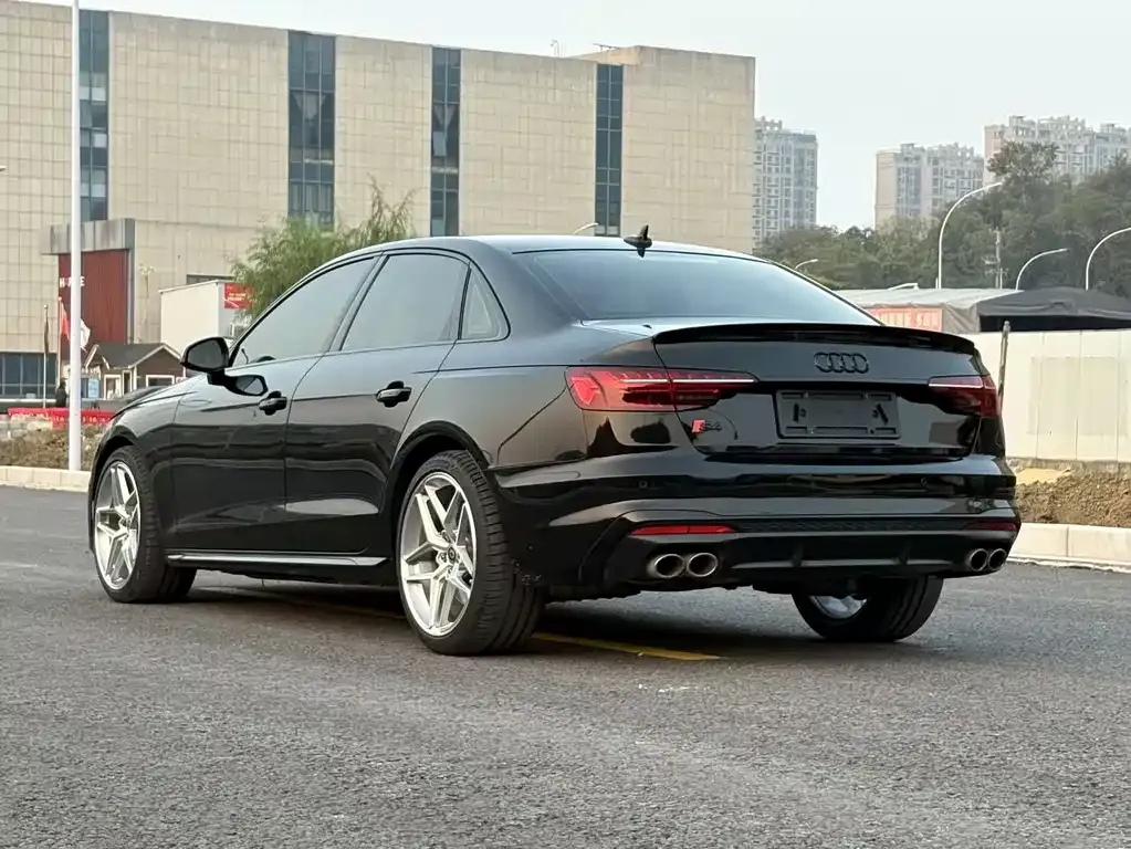 Audi S4 2021 из CN, фото 7