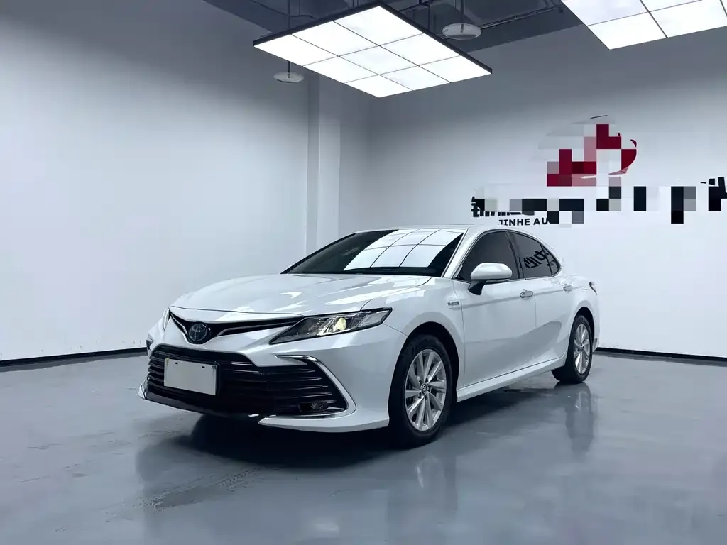 Toyota Camry 2021 из CN, фото 1