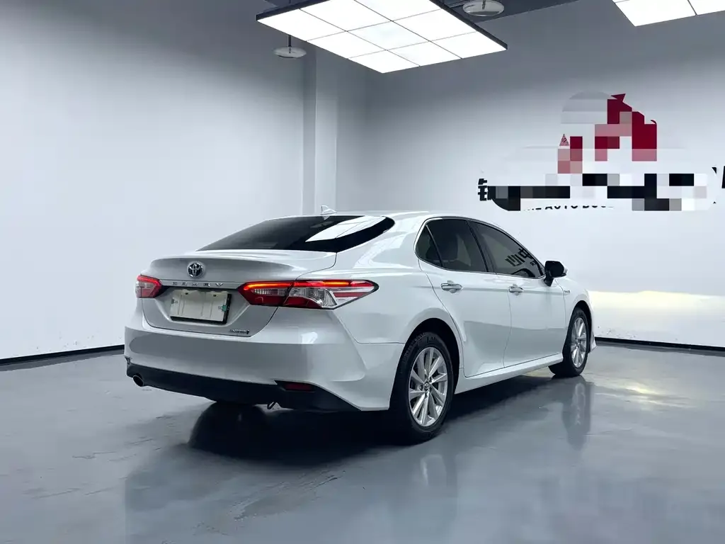 Toyota Camry 2021 из CN, фото 10