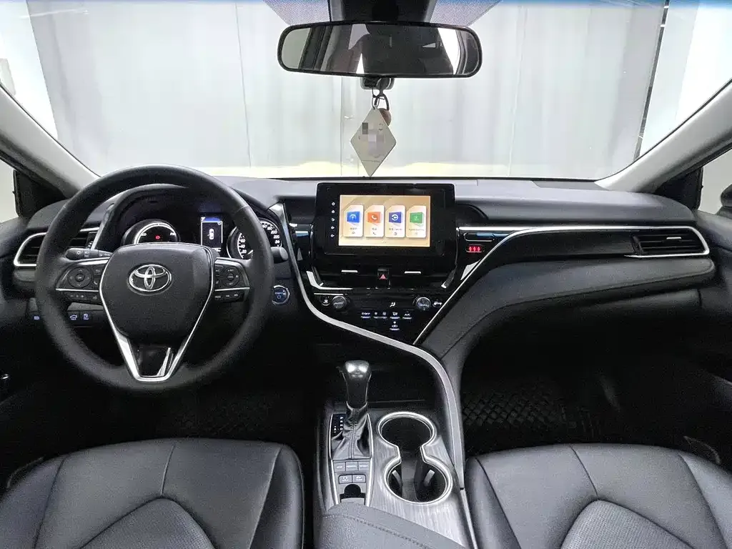 Toyota Camry 2021 из CN, фото 5