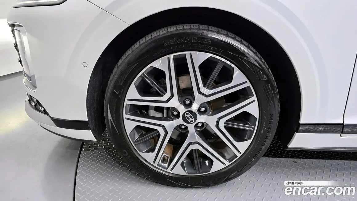 Hyundai Grandeur 2023 из KR, фото 5