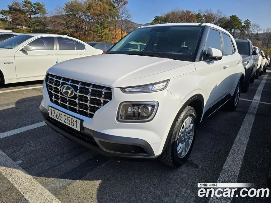 Hyundai Venue 2023 из KR, фото 2