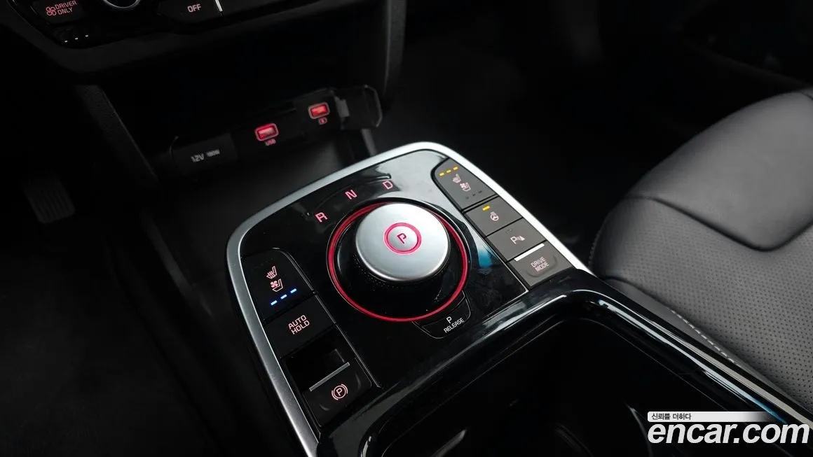 Kia Niro — фото 9