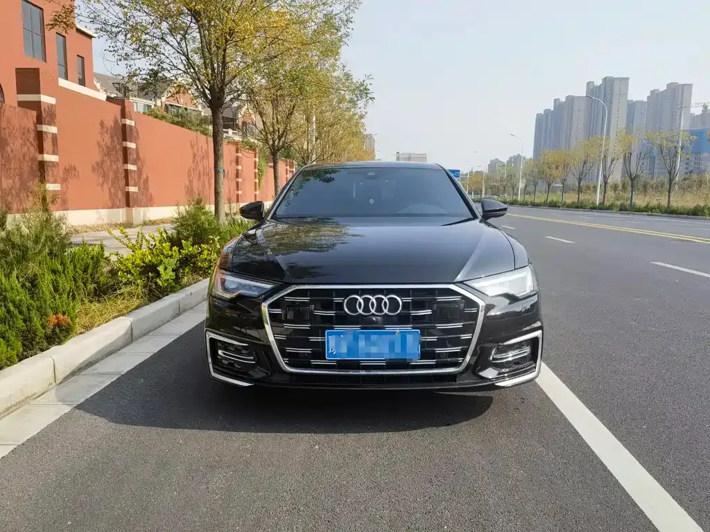 Audi A6L 2023 из CN, фото 2