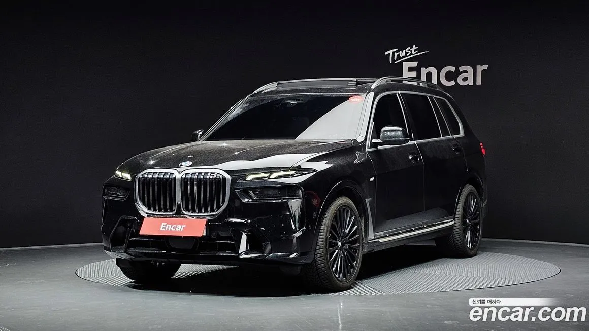 BMW X7 — фото 1