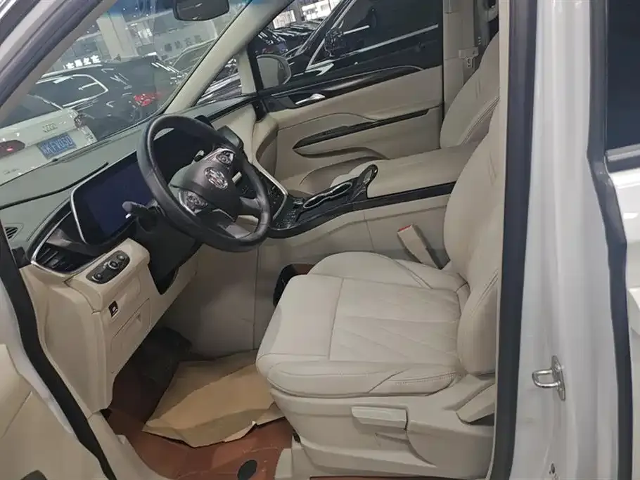 Buick GL8 2022 из CN, фото 9
