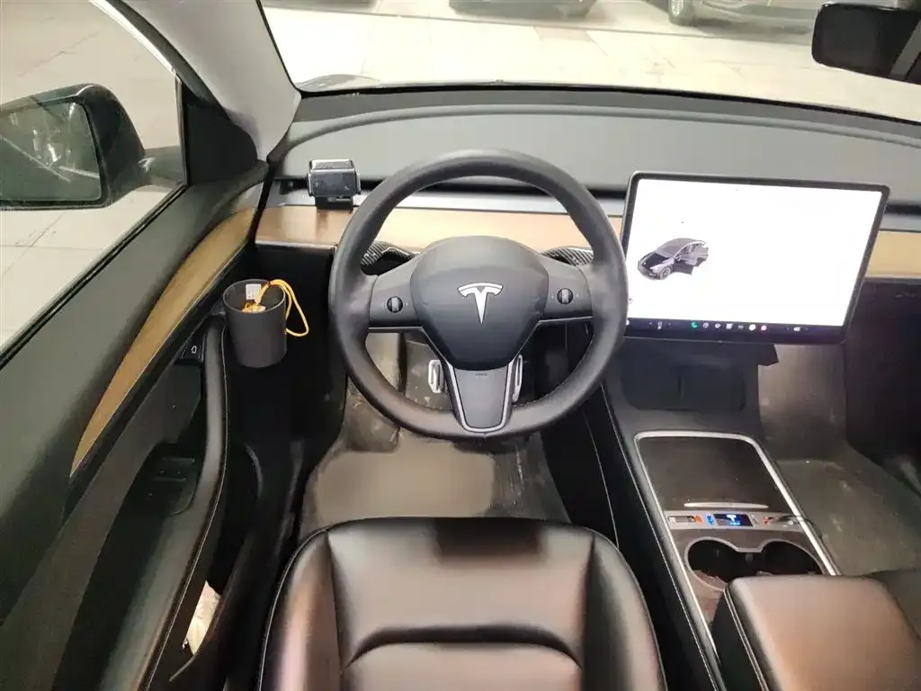 Tesla Model Y 2022 из CN, фото 3