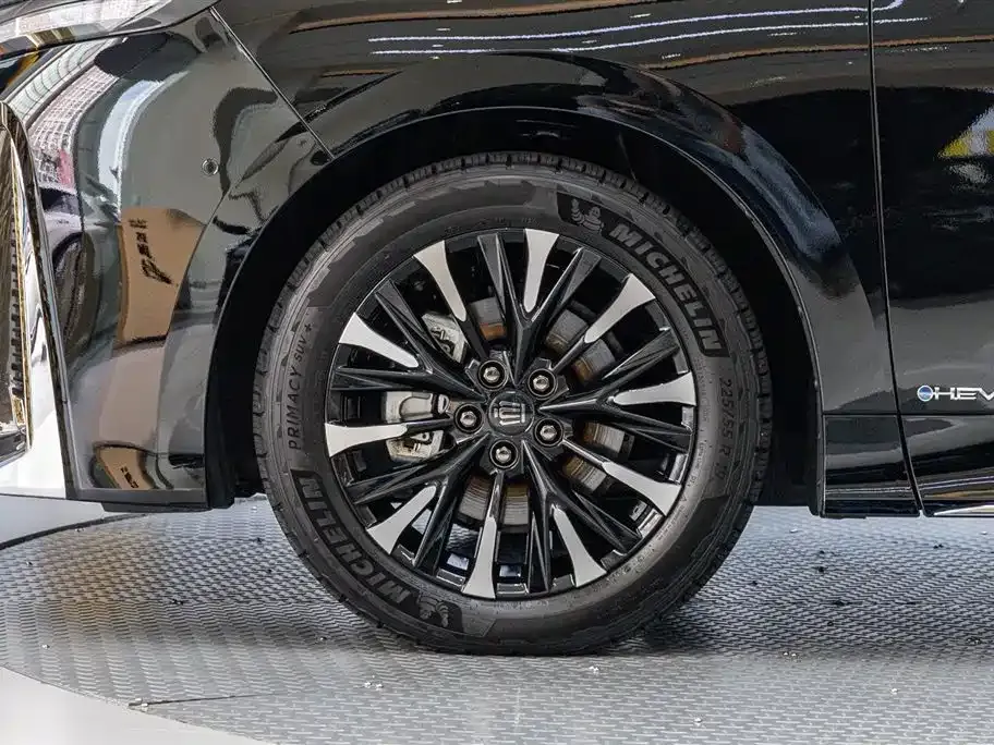 Toyota Vellfire 2024 из CN, фото 8