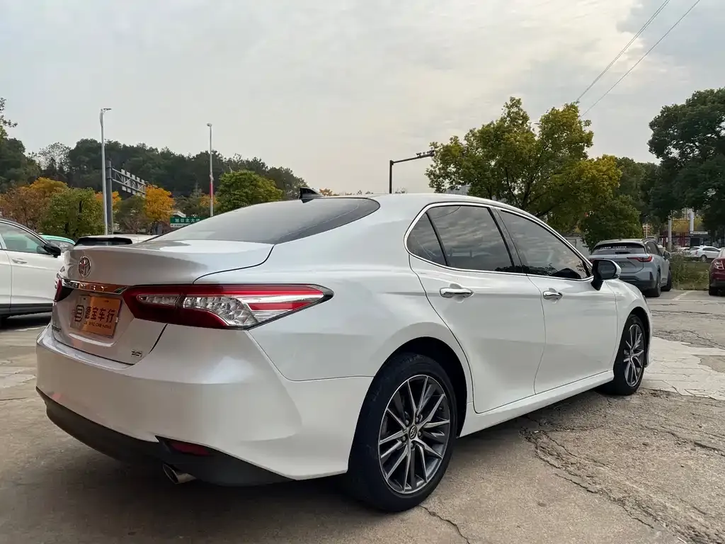 Toyota Camry 2021 из CN, фото 10