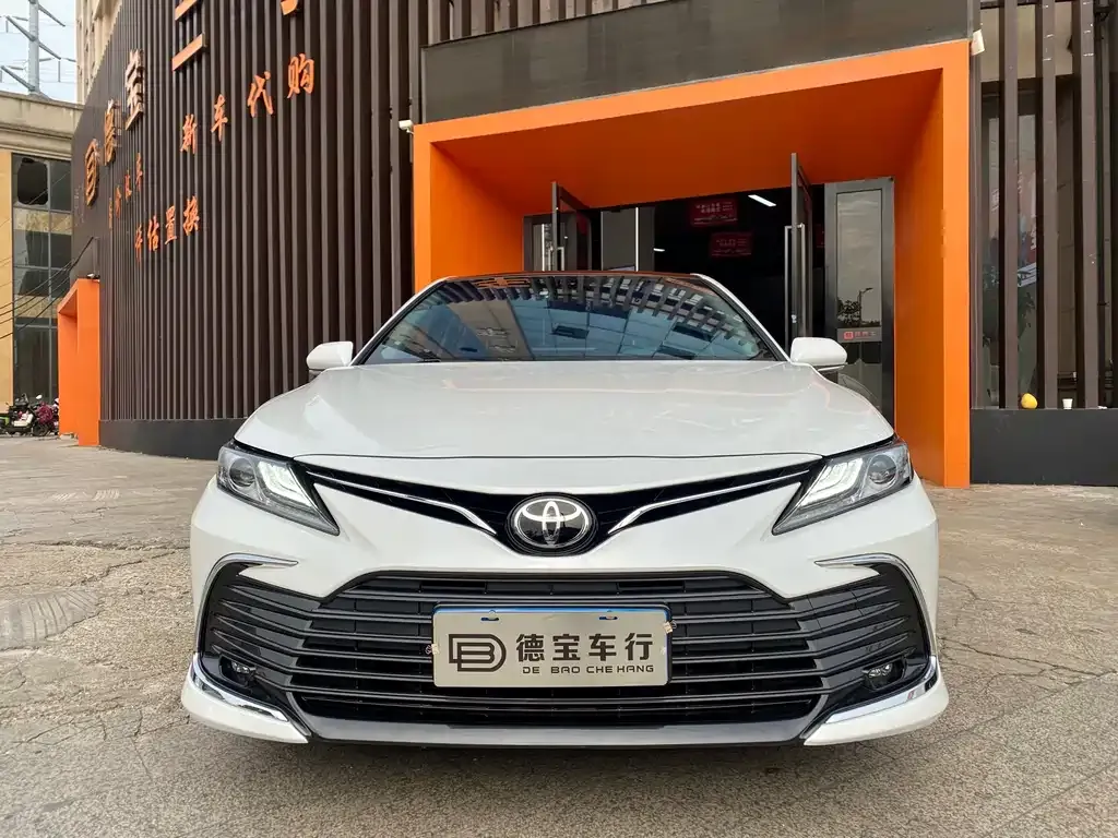Toyota Camry 2021 из CN, фото 2