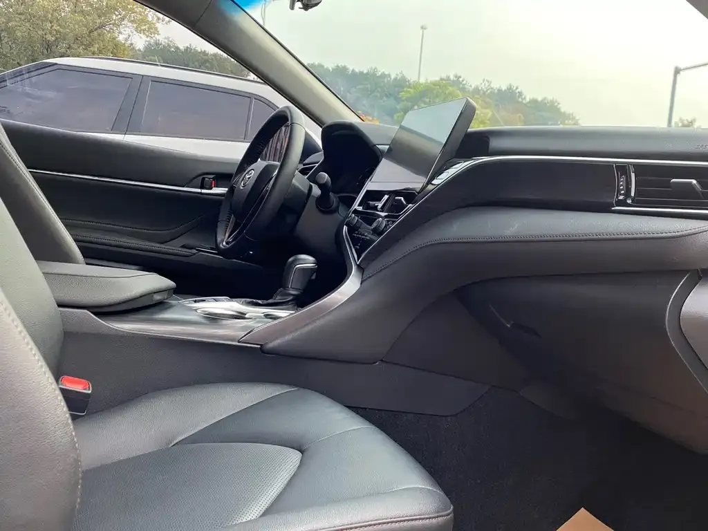 Toyota Camry 2021 из CN, фото 9