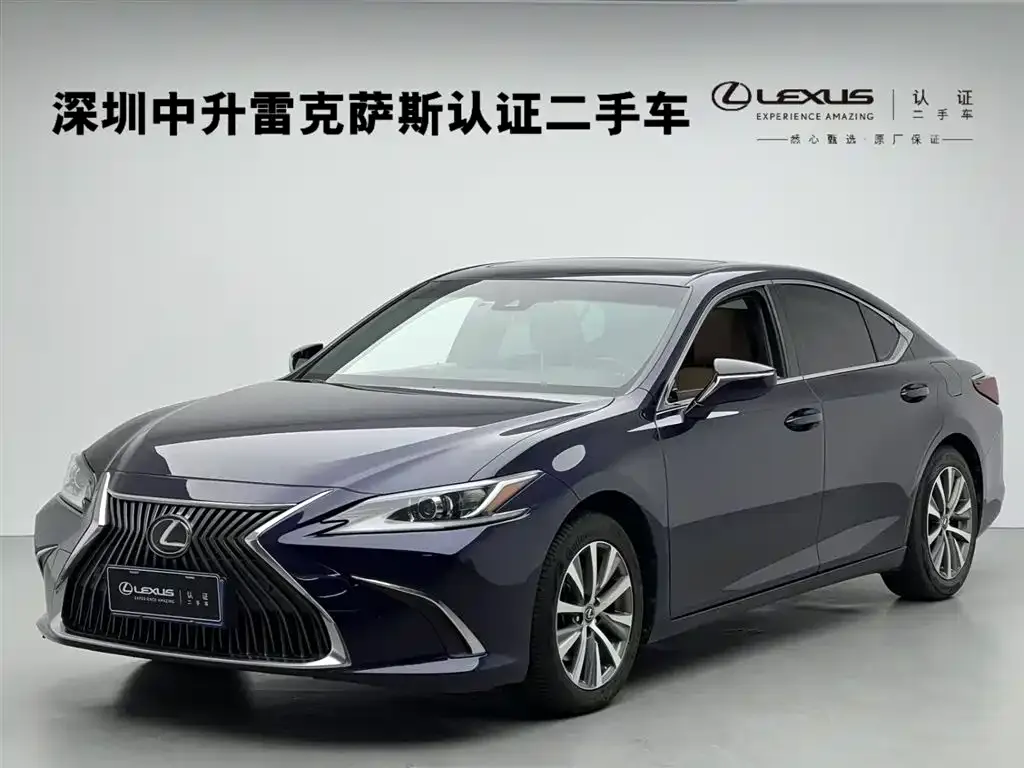 Lexus ES — фото 1