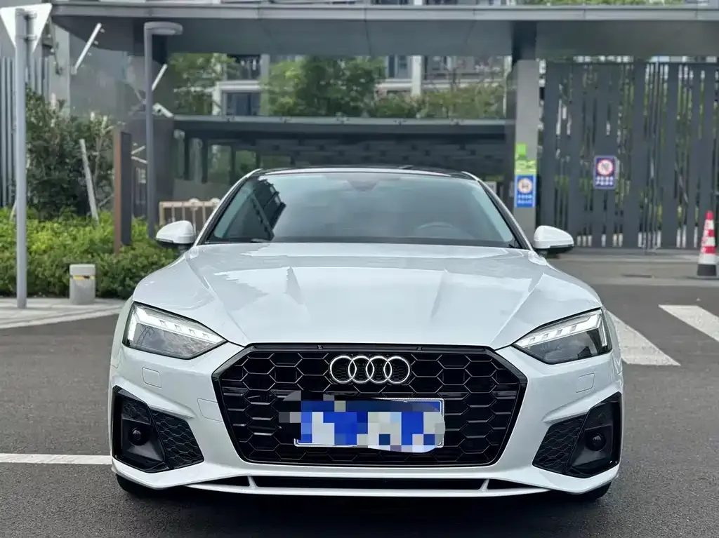 Audi A5 (Import) — фото 2
