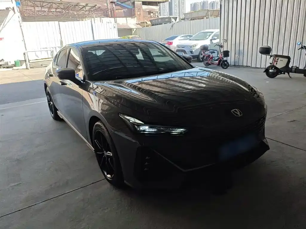 Changan UNI-V 2023 из CN, фото 4