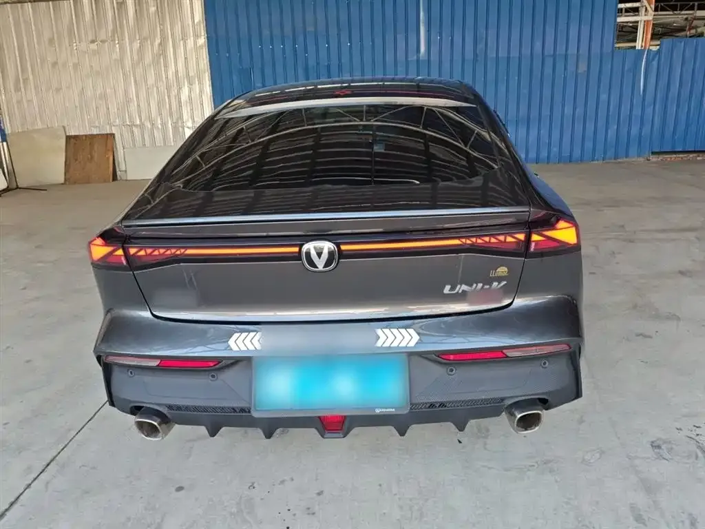 Changan UNI-V 2023 из CN, фото 6