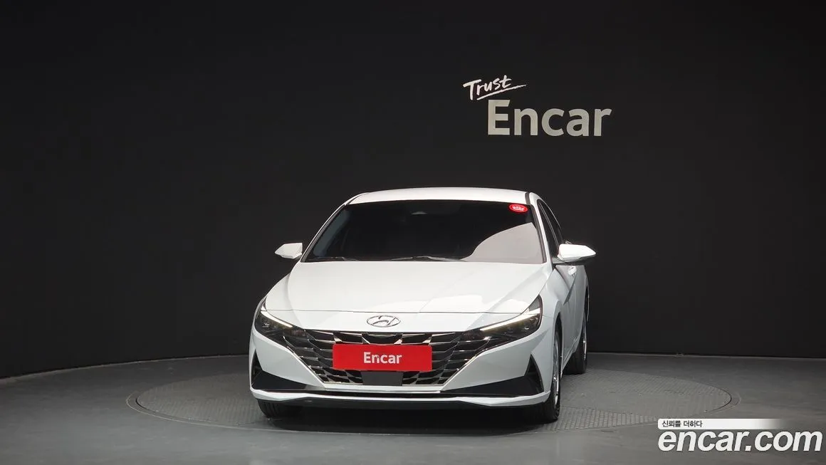 Hyundai AVANTE — фото 3