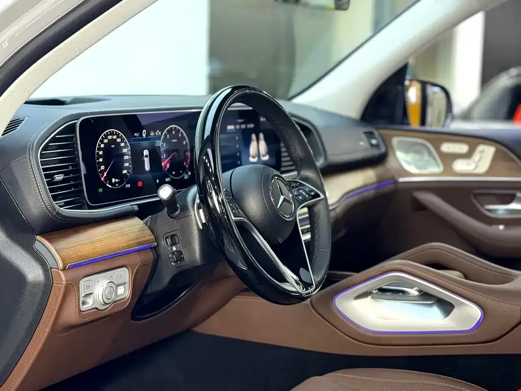 Mercedes-Benz GLS 2024 из CN, фото 10