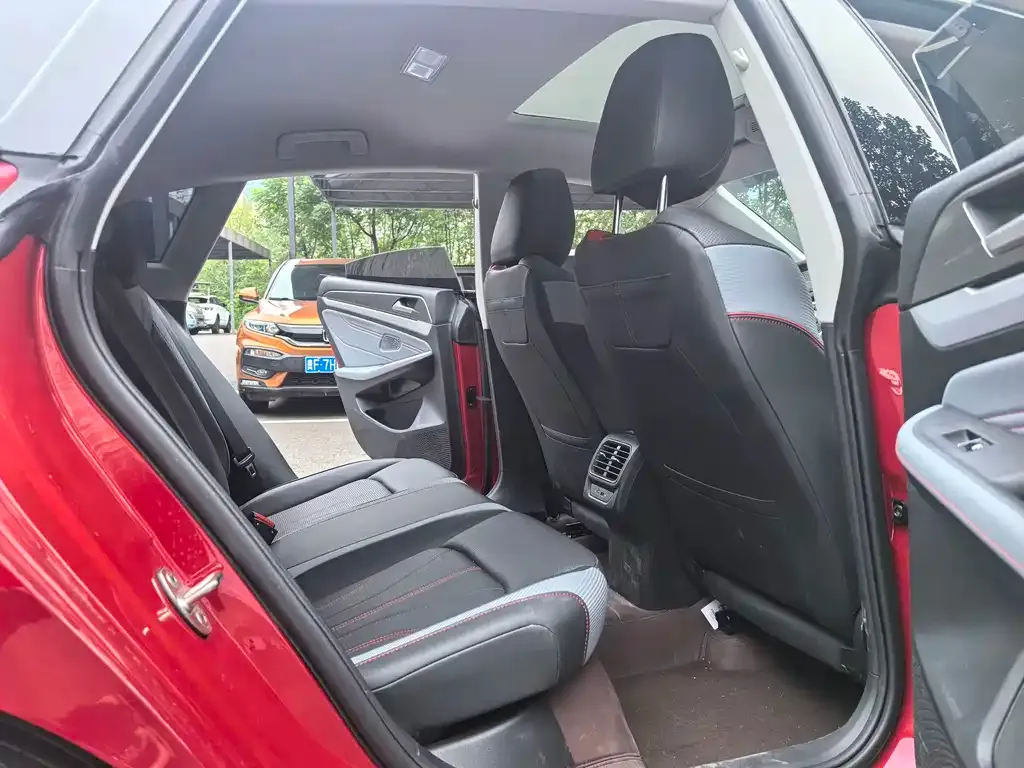 Volkswagen Lamando 2025 из CN, фото 9