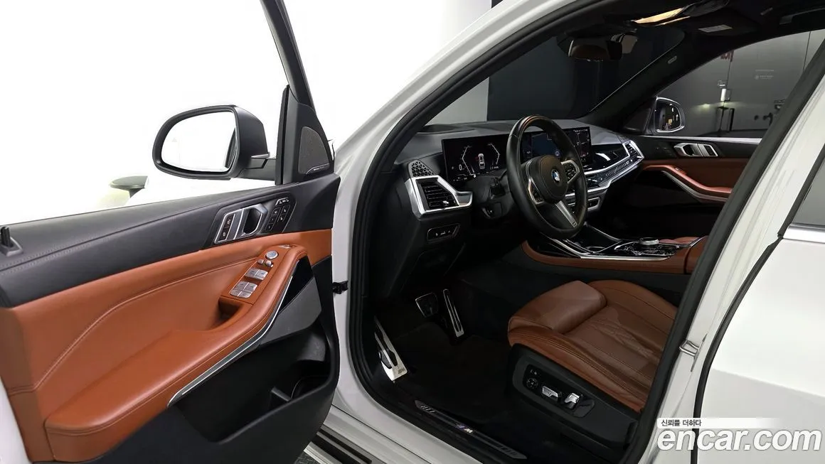 BMW X7 2024 из KR, фото 10