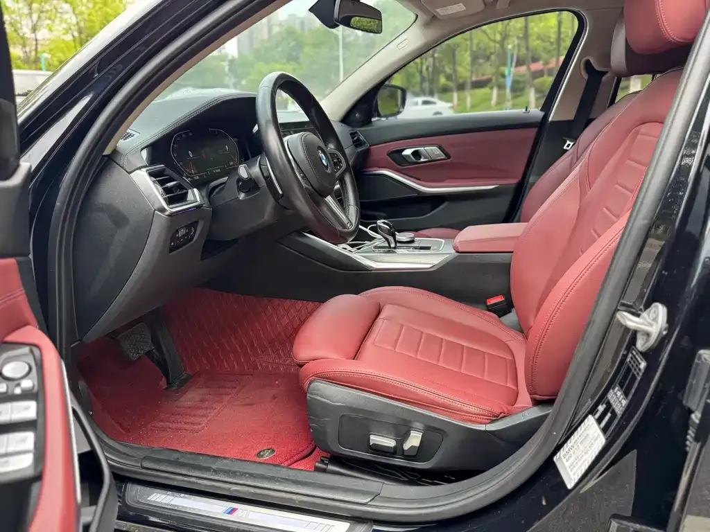 BMW 3 Series 2021 из CN, фото 5