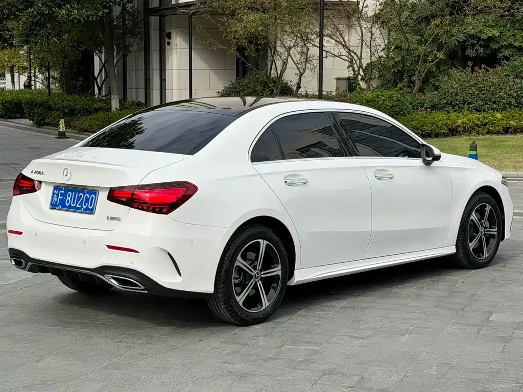 Mercedes-Benz A-Class — фото 4