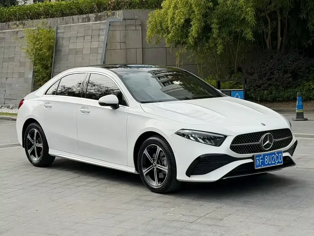 Mercedes-Benz A-Class — фото 6